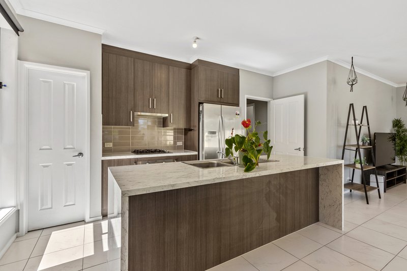 Photo - 21 Carey Street, Elizabeth Park SA 5113 - Image 6