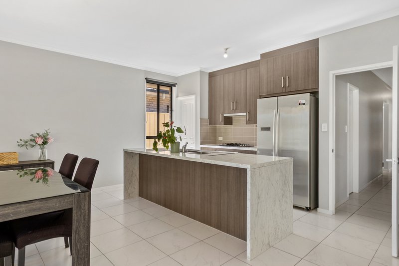 Photo - 21 Carey Street, Elizabeth Park SA 5113 - Image 7