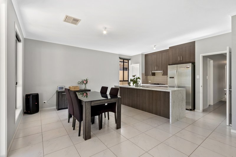 Photo - 21 Carey Street, Elizabeth Park SA 5113 - Image 8