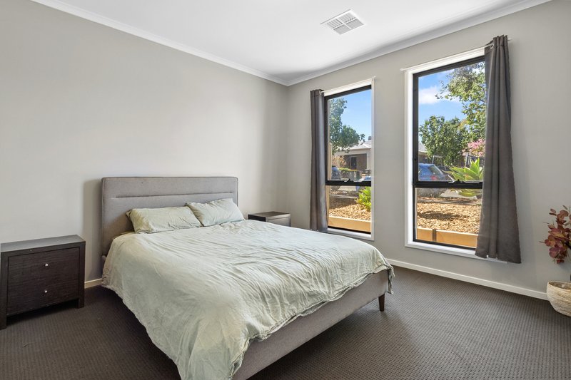 Photo - 21 Carey Street, Elizabeth Park SA 5113 - Image 12