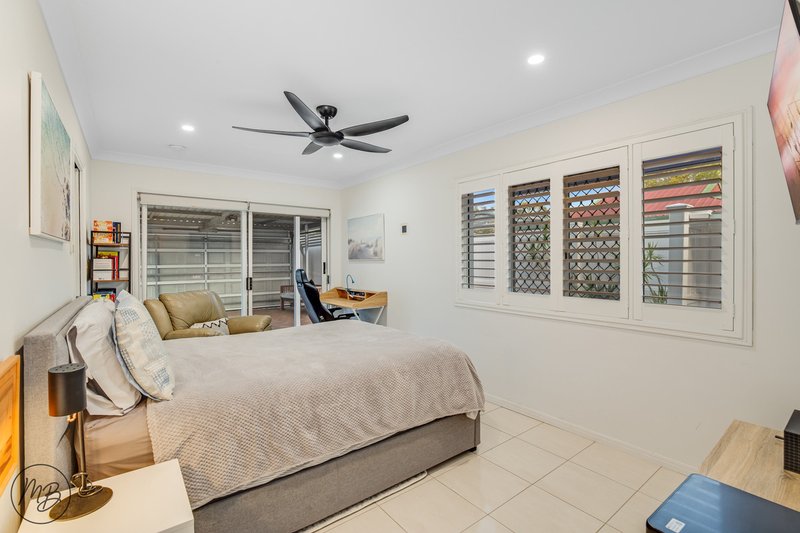 Photo - 2/1 Carinya Street, Cleveland QLD 4163 - Image 11