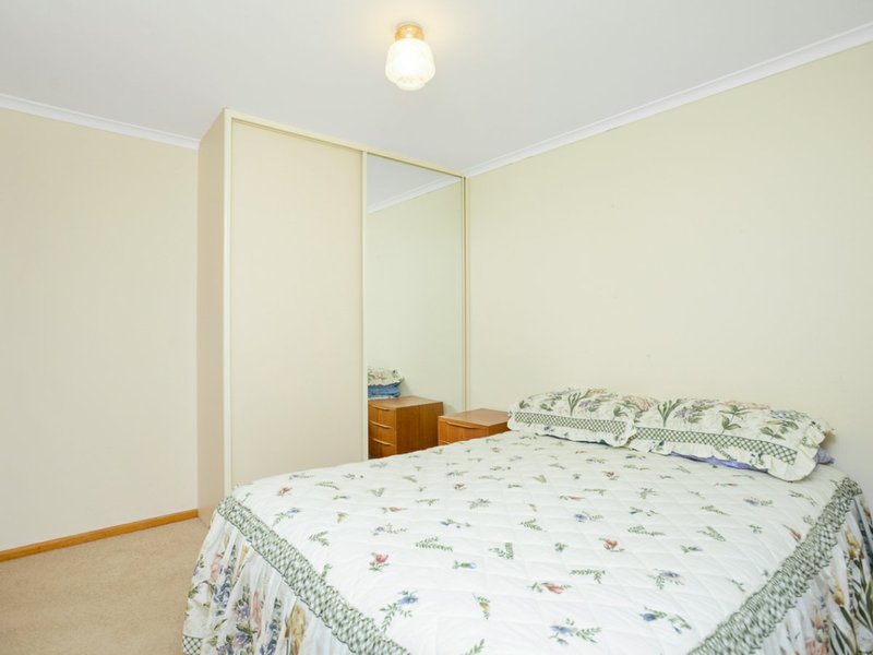 Photo - 2/1 Carlyle Street, Victor Harbor SA 5211 - Image 9