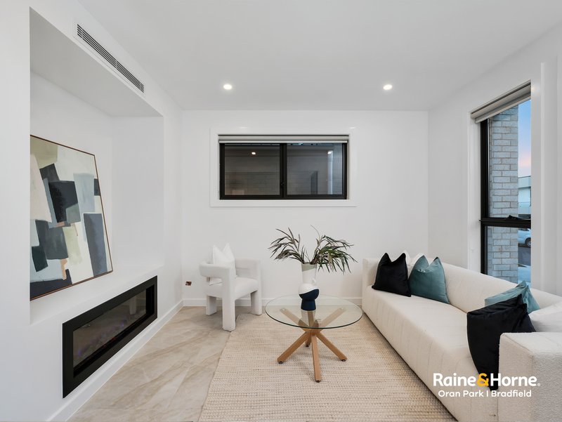 Photo - 21 Carnamah Road, Austral NSW 2179 - Image 2