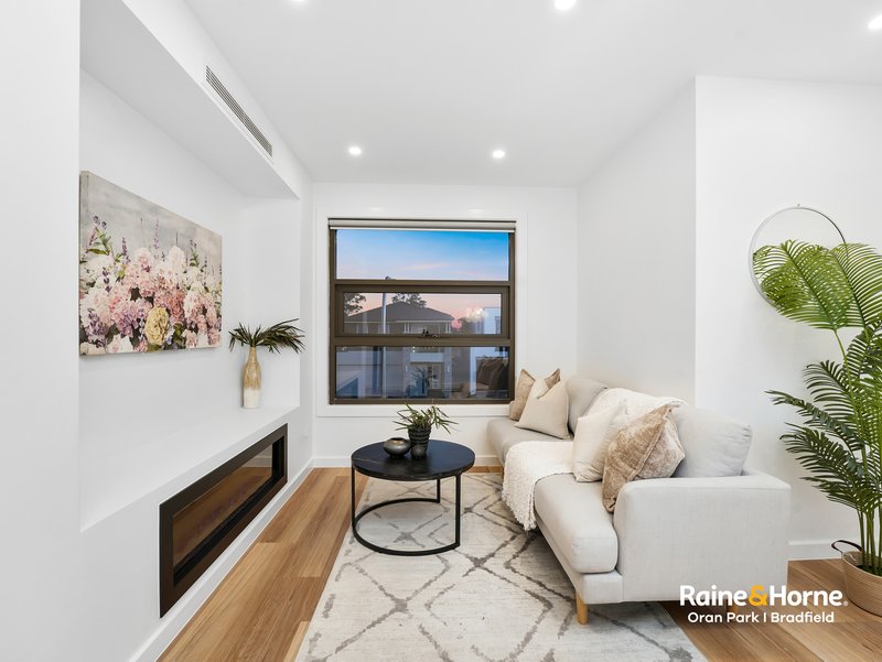 Photo - 21 Carnamah Road, Austral NSW 2179 - Image 17