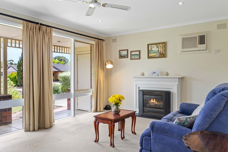 Photo - 21 Caroline Street, Flagstaff Hill SA 5159 - Image 3