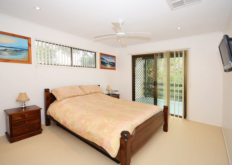 Photo - 21 Carolyn Street, Dundowran Beach QLD 4655 - Image 21