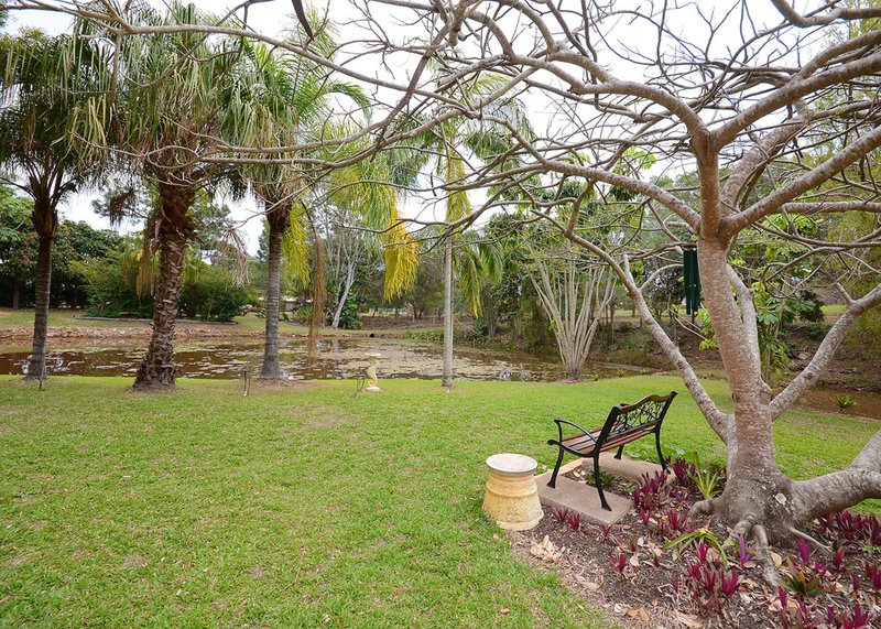 Photo - 21 Carolyn Street, Dundowran Beach QLD 4655 - Image 25