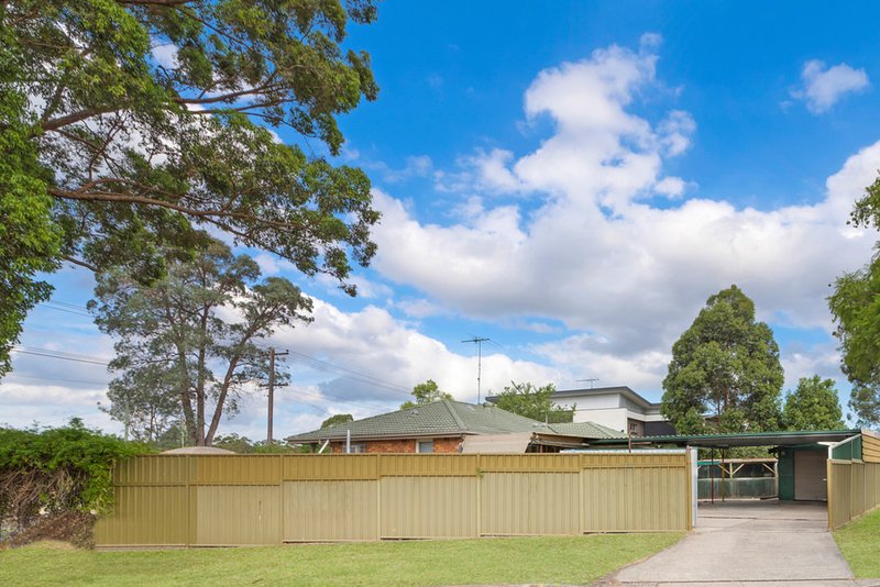 Photo - 21 Carrington Circuit, Leumeah NSW 2560 - Image 12