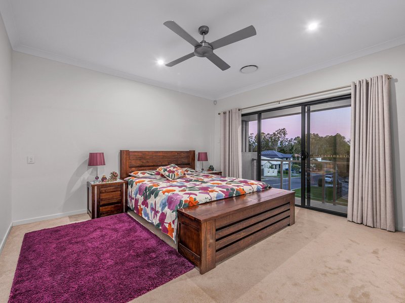 Photo - 21 Cassia Street, Bridgeman Downs QLD 4035 - Image 11