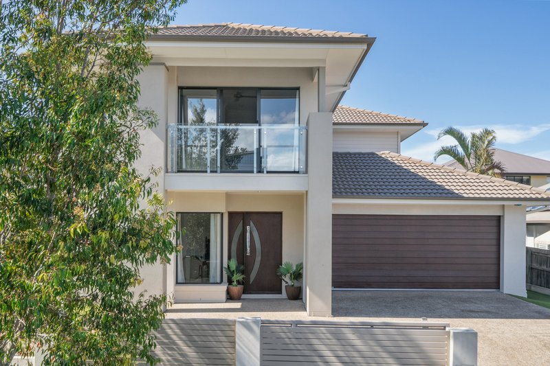 Photo - 21 Cassia Street, Bridgeman Downs QLD 4035 - Image 2