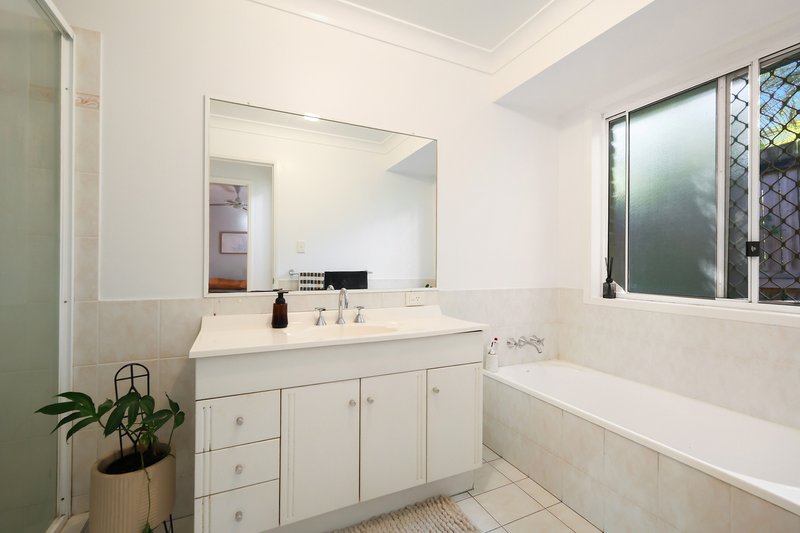 Photo - 21 Castle Rock Street, Parkwood QLD 4214 - Image 16