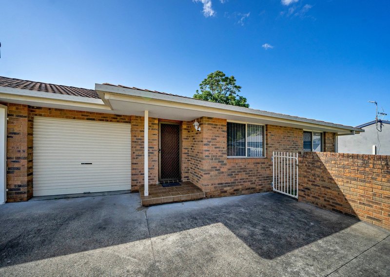 2/1 Casuarina Close, Old Bar NSW 2430