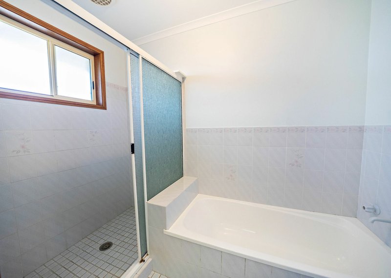 Photo - 2/1 Casuarina Close, Old Bar NSW 2430 - Image 6