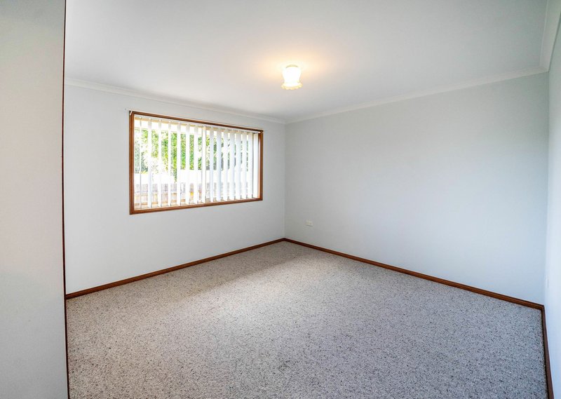 Photo - 2/1 Casuarina Close, Old Bar NSW 2430 - Image 9