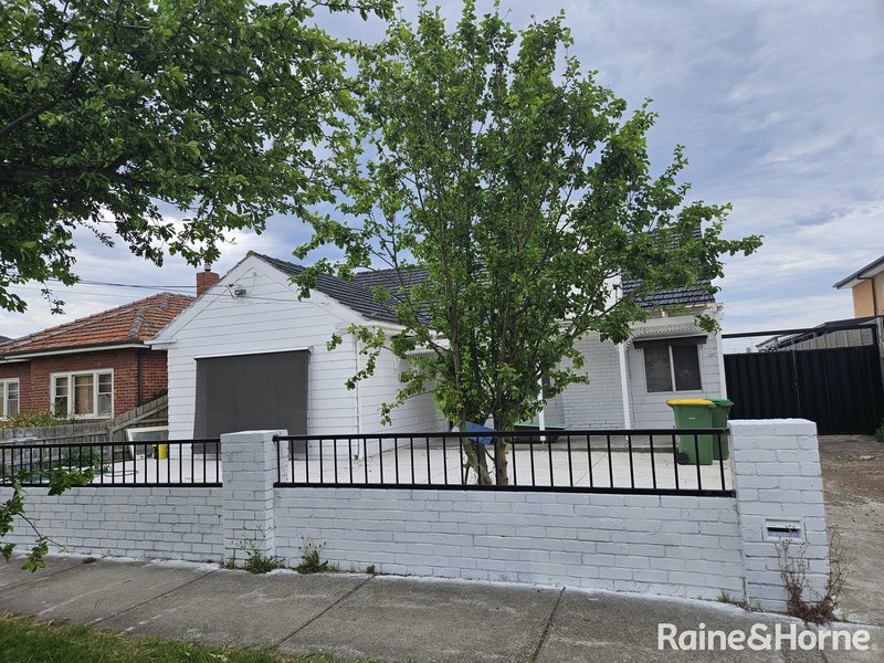 21 Cathcart Street, Maidstone VIC 3012