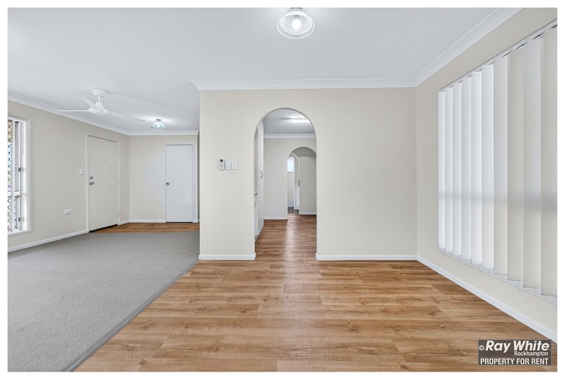 Photo - 21 Cedar Drive, Norman Gardens QLD 4701 - Image 4