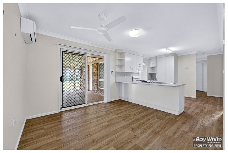 Photo - 21 Cedar Drive, Norman Gardens QLD 4701 - Image 8