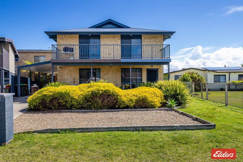 Photo - 2/1 Cedar Parade, Maloneys Beach NSW 2536 - Image 2