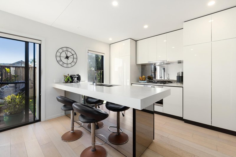 Photo - 21 Chambers Circuit, Warriewood NSW 2102 - Image 5