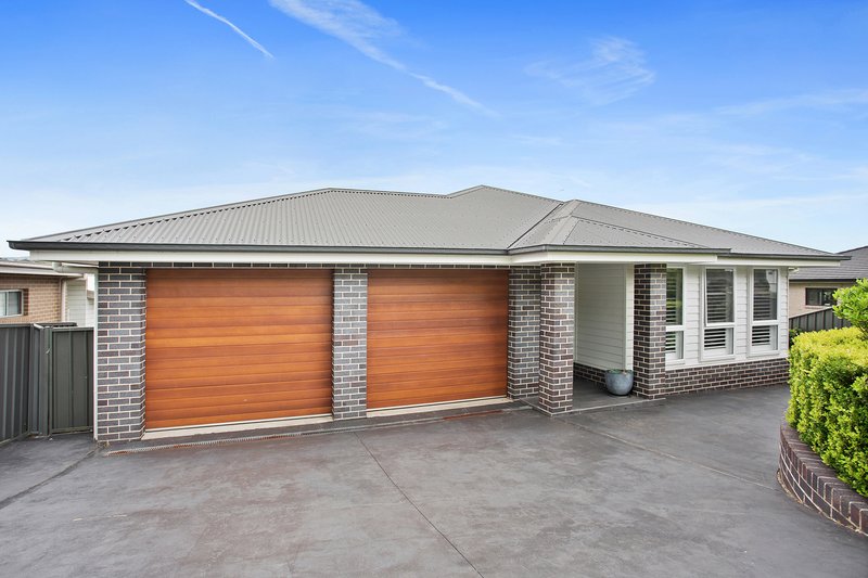 21 Chaplin Place, Albion Park NSW 2527