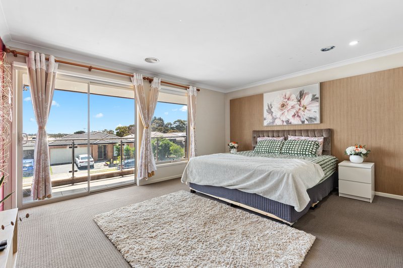 Photo - 21 Chapman Drive, Wyndham Vale VIC 3024 - Image 12