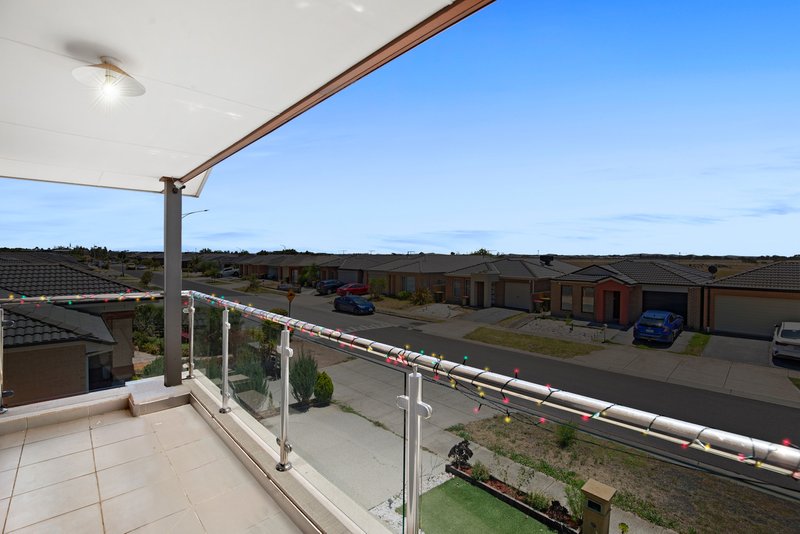 Photo - 21 Chapman Drive, Wyndham Vale VIC 3024 - Image 14