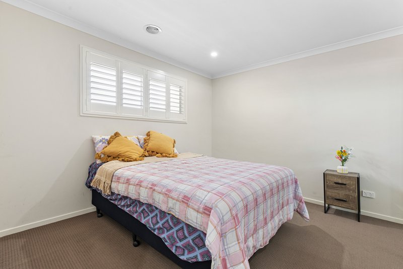 Photo - 21 Chapman Drive, Wyndham Vale VIC 3024 - Image 18