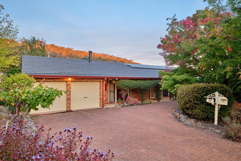 21 Chataway Crescent, Fadden ACT 2904