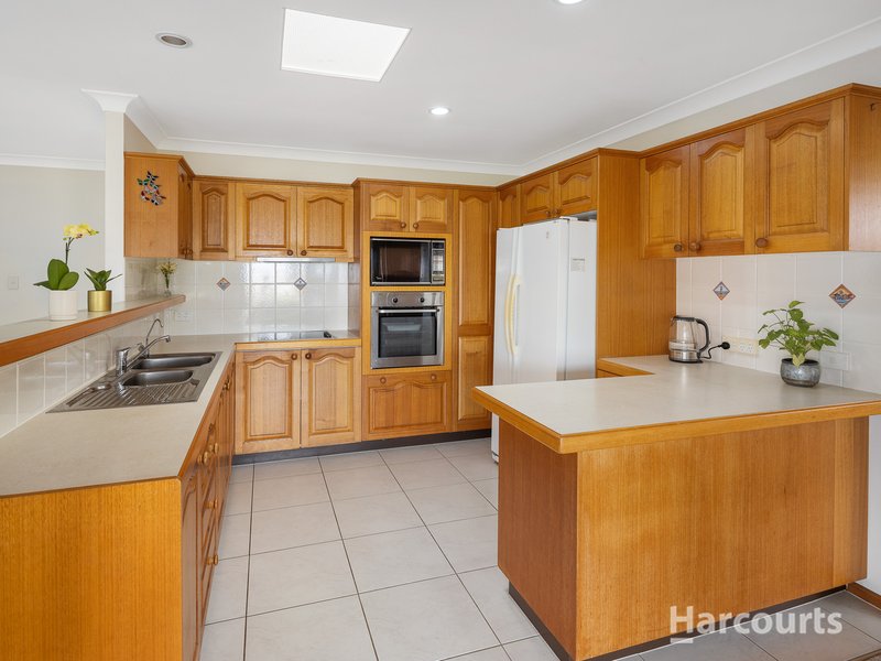 Photo - 21 Chenin Street, Calamvale QLD 4116 - Image 4