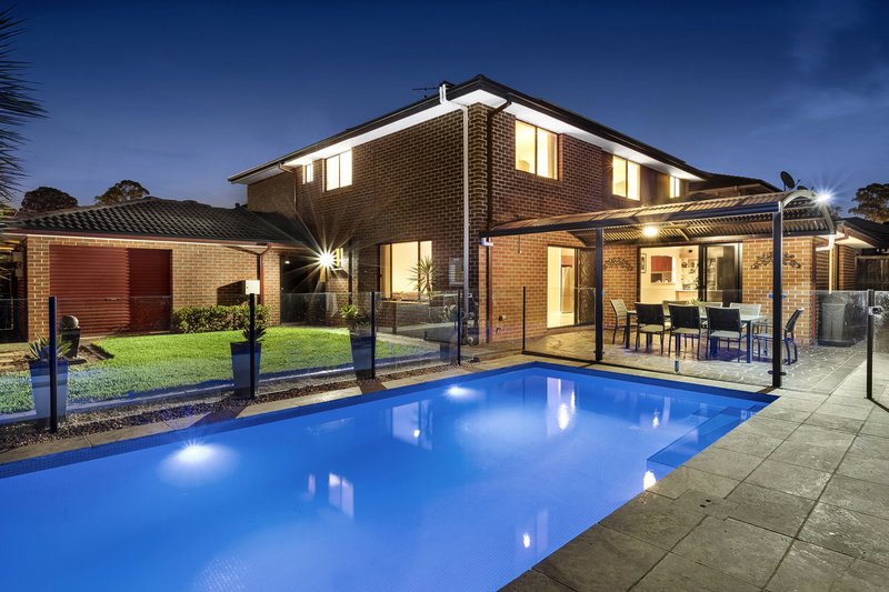 Photo - 21 Chepstow Drive, Castle Hill NSW 2154 - Image 6