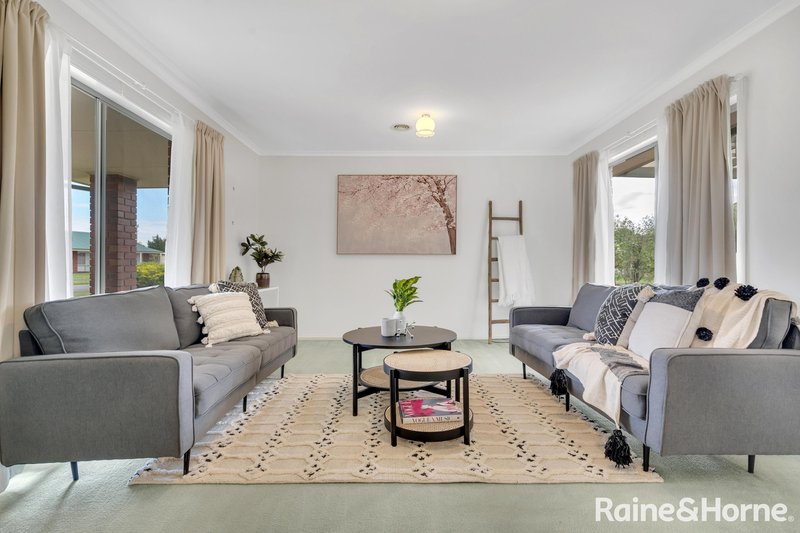 Photo - 21 Cheriton Drive, Riddells Creek VIC 3431 - Image 5