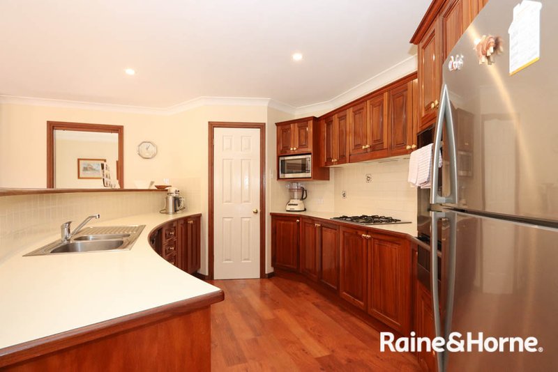 Photo - 21 Clifton Court, Kelso NSW 2795 - Image 2