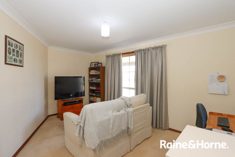 Photo - 21 Clifton Court, Kelso NSW 2795 - Image 9