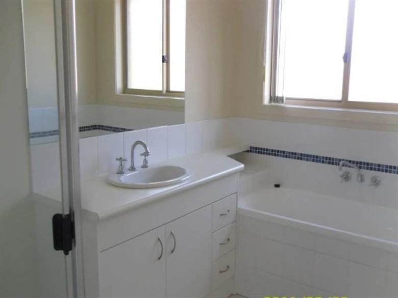 Photo - 21 Coach Road, Morayfield QLD 4506 - Image 4