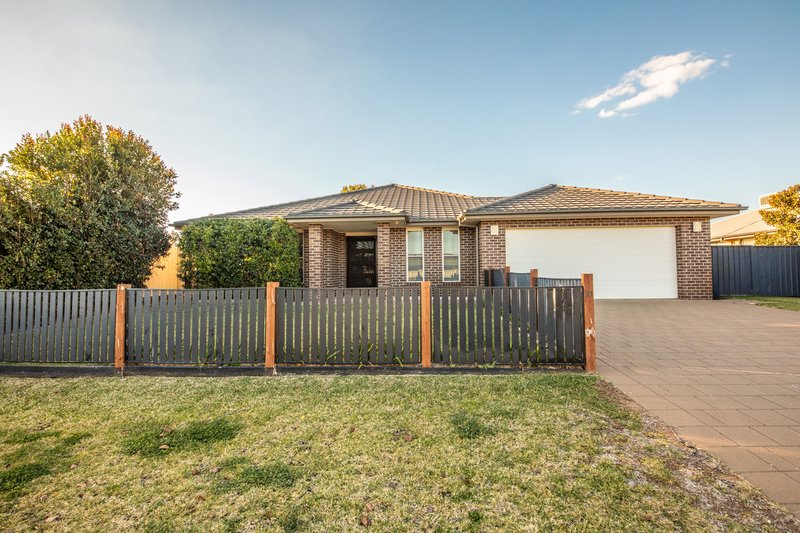 21 Cobbity Avenue, Dubbo NSW 2830