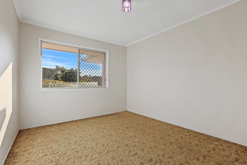 Photo - 21 Colombo Street, Wishart QLD 4122 - Image 10