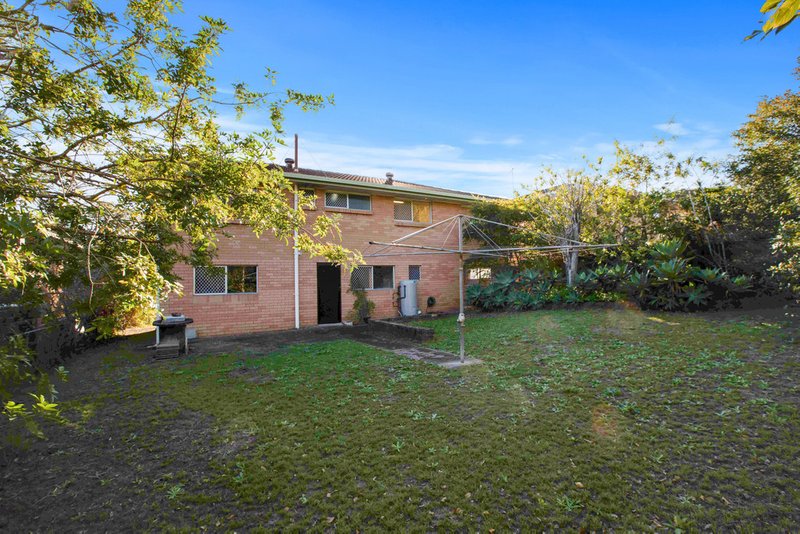 Photo - 21 Colombo Street, Wishart QLD 4122 - Image 13