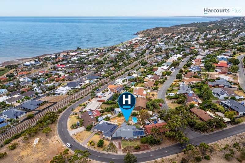 Photo - 21 Columbia Crescent, Hallett Cove SA 5158 - Image 24