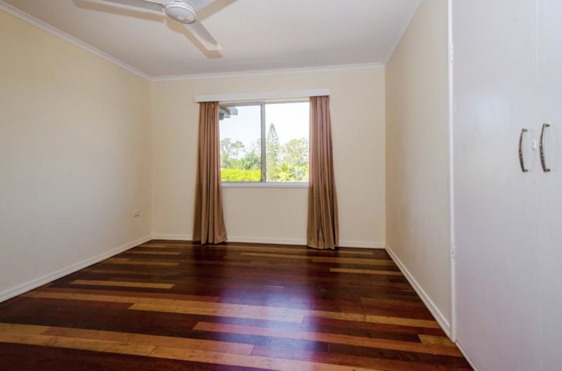 Photo - 21 Cook Street, West Gladstone QLD 4680 - Image 7