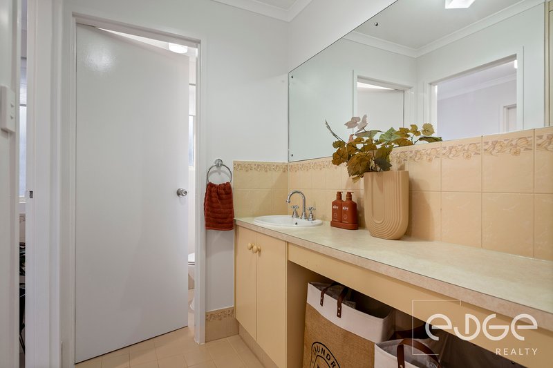 Photo - 21 Coolibah Avenue, Craigmore SA 5114 - Image 18