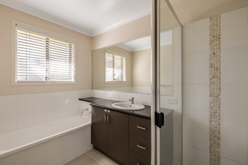 Photo - 21 Cooranga Street, Glenvale QLD 4350 - Image 10