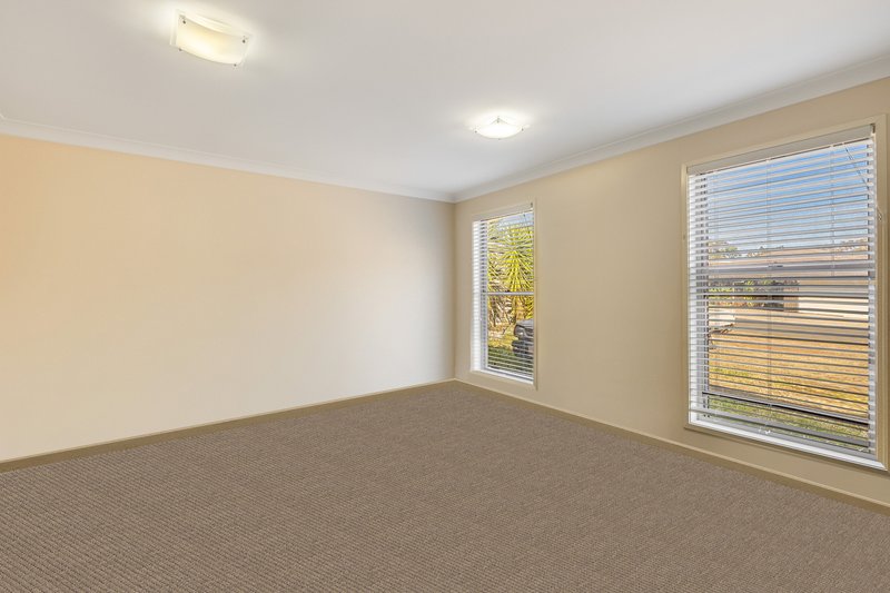 Photo - 21 Cooranga Street, Glenvale QLD 4350 - Image 11