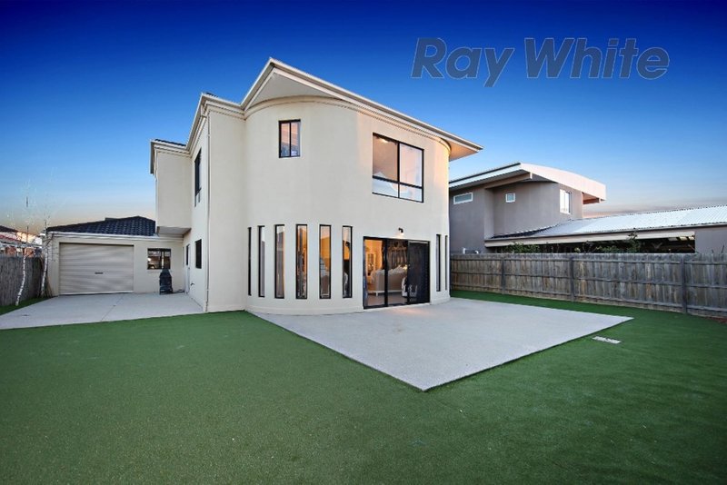 Photo - 21 Copeland Crescent, Point Cook VIC 3030 - Image 16