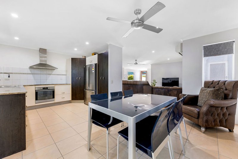 Photo - 21 Coppabella Crescent, Mooloolaba QLD 4557 - Image 3