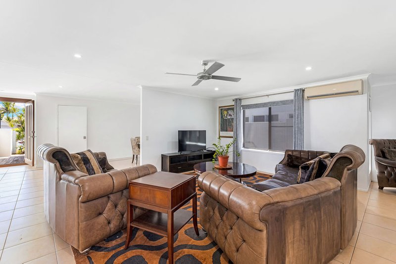 Photo - 21 Coppabella Crescent, Mooloolaba QLD 4557 - Image 4