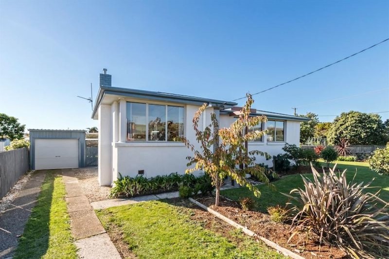 Photo - 21 Coraki Street, East Devonport TAS 7310 - Image 12