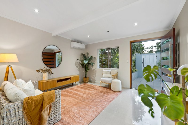 Photo - 21 Coral Drive, Blacks Beach QLD 4740 - Image 12