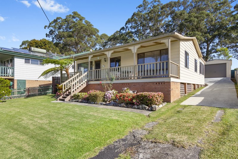 21 Cornfield Parade, Fishermans Paradise NSW 2539