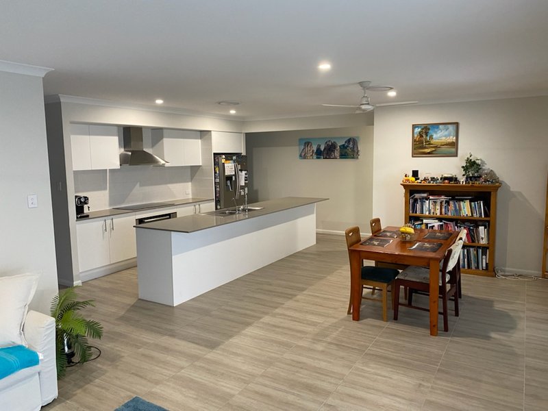 Photo - 21 Corymbia Way, Banksia Beach QLD 4507 - Image 19