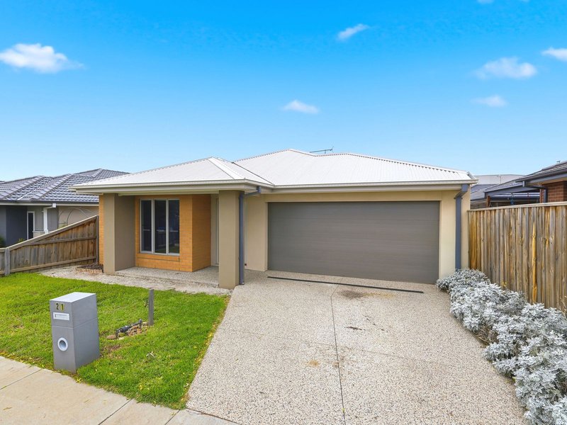 Photo - 21 Cosgrove Drive, Maddingley VIC 3340 - Image 22